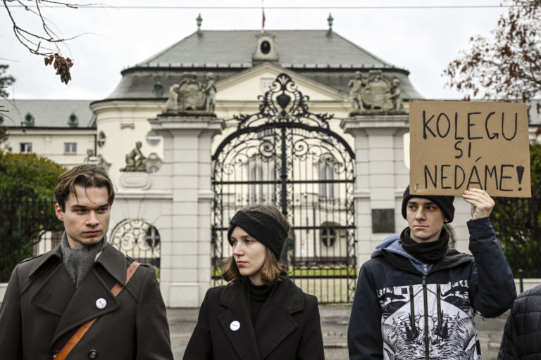 Vyjadrenie k útoku Fica a rušeniu ÚŠP
