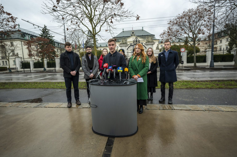 Vyjadrenie k útoku Fica a rušeniu ÚŠP