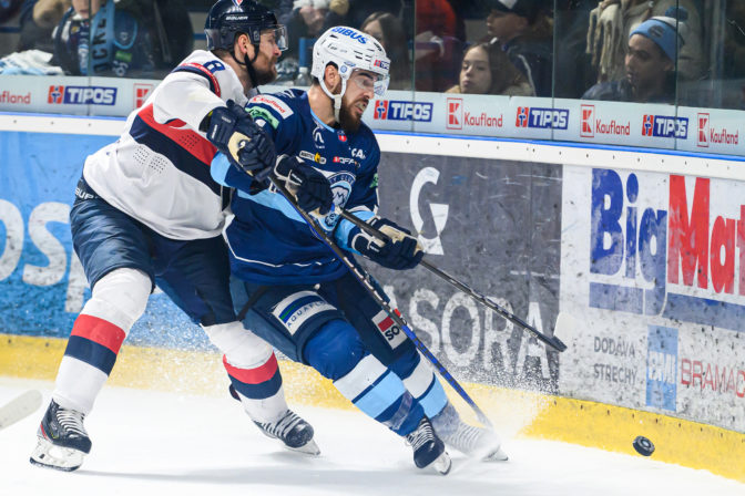 HOKEJ TE: HK Nitra - HC Slovan Bratislava