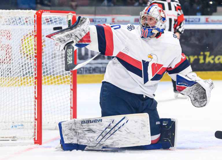 HOKEJ TE: HK Nitra - HC Slovan Bratislava