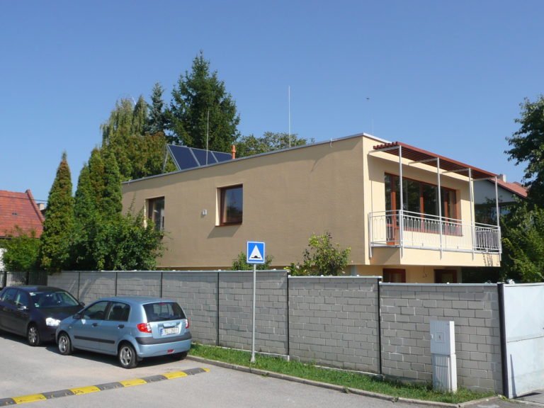 Dam po renovaci.jpg