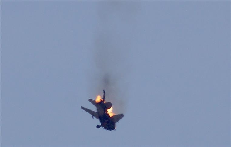 Pád stíhačky F 16