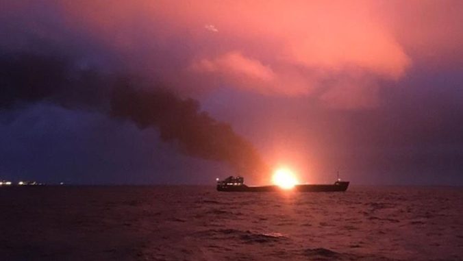 Zasiahnutý tanker Strinda v Červenom mori