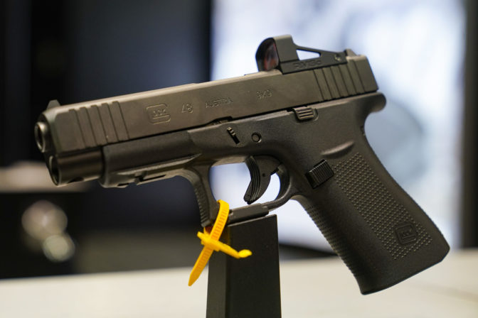 Glock pištoľ