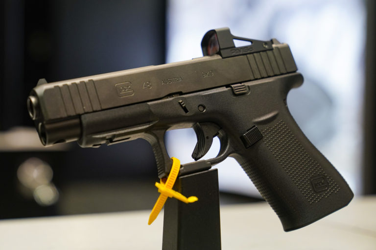Glock pištoľ