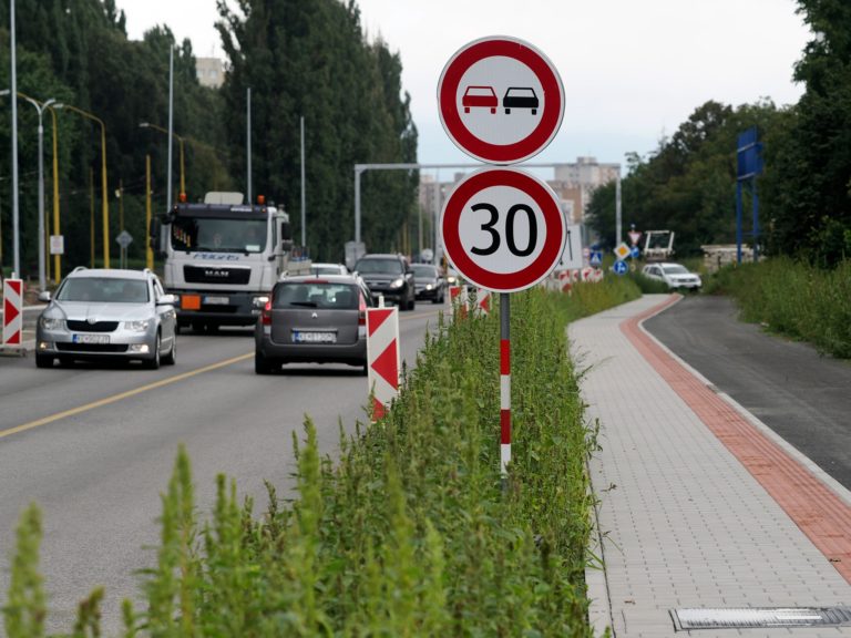 Slanecká cesta