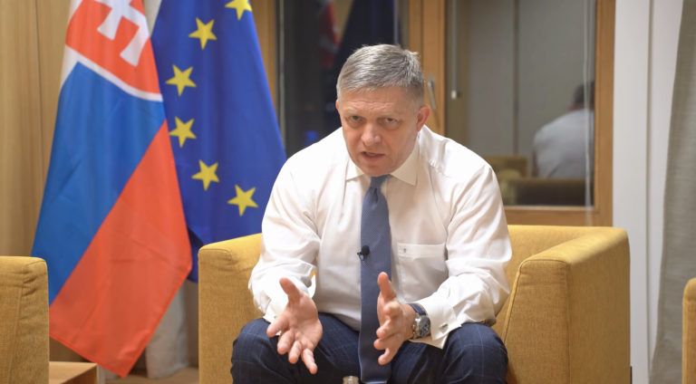 Premiér Robert Fico