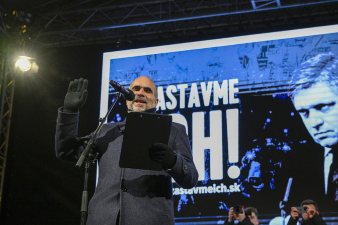 BRATISLAVA: Protestné zhromaždenie PS, SaS a KDH