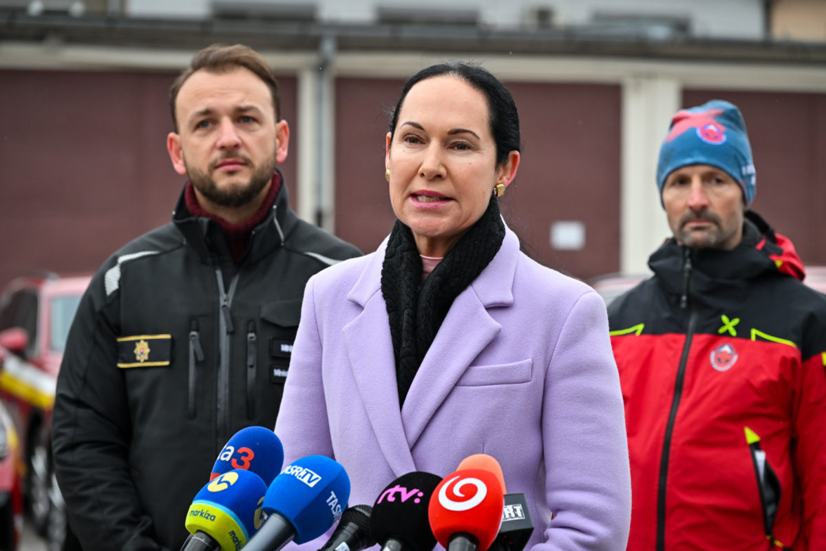 MV SR: Odovzdanie nových vozidiel záchranárom