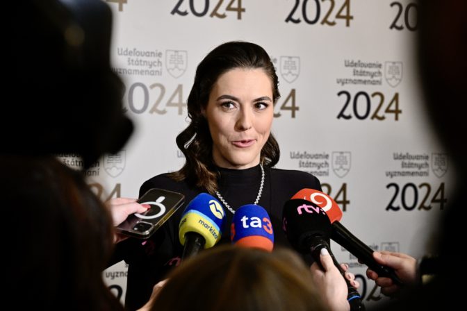 PREZIDENT: Udeľovanie štátnych vyznamenaní