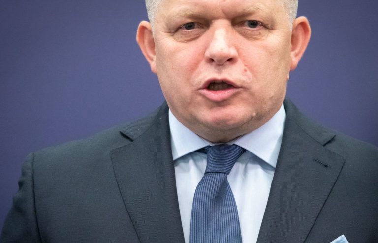 Robert Fico, premiér a predseda strany Smer