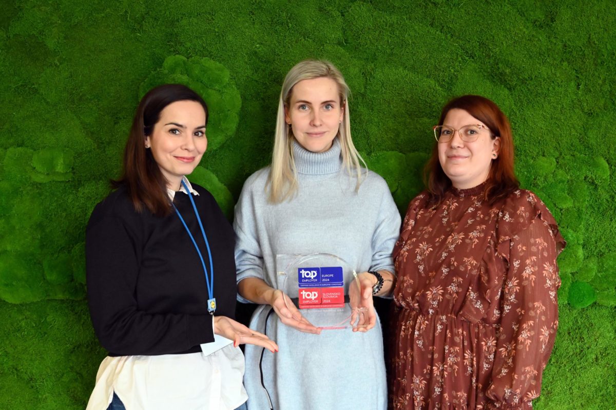 Topemployer_skupinova.jpg