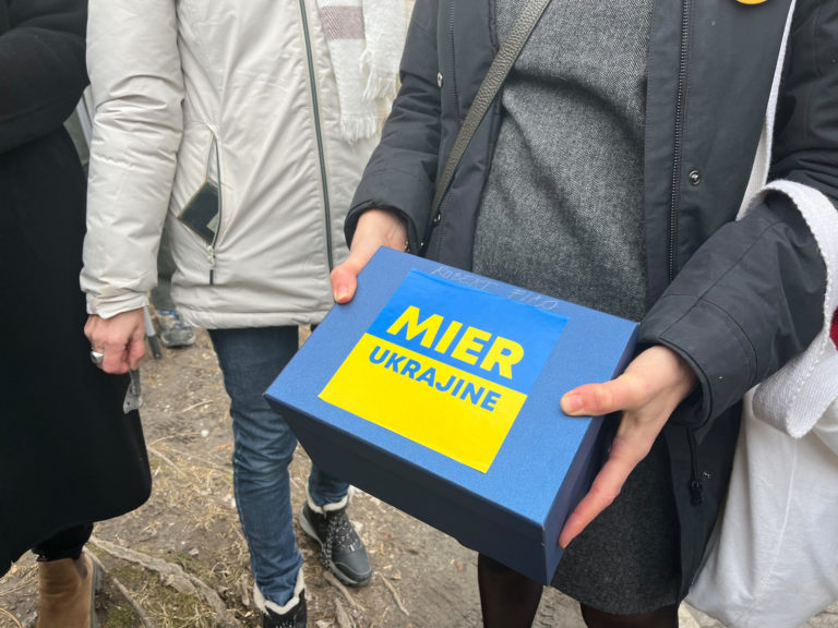 MIER UKRAJINE: Priniesli dôkazy „darček pre Fica“