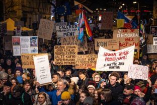 BRATISLAVA: Protestné zhromaždenie PS, SaS a KDH