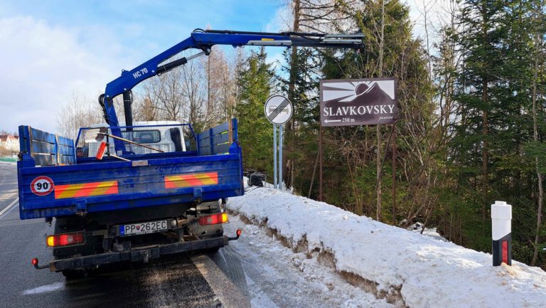 VYSOKÉ TATRY: Odstraňovanie vizuálneho smogu
