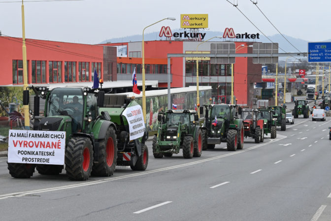 PROTEST: Traktorový protest farmárov v Prešove