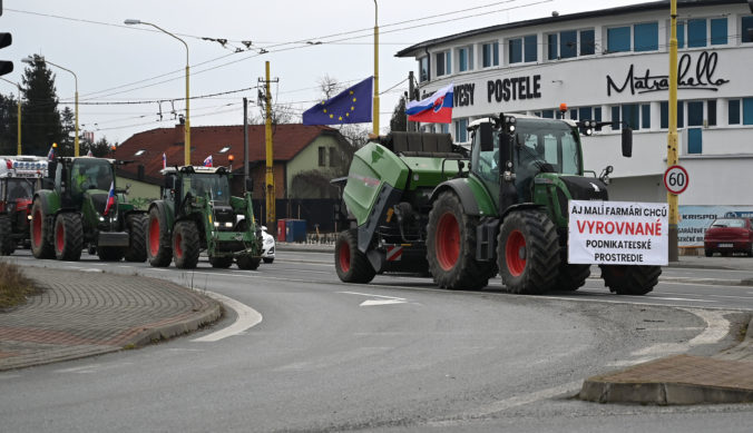 PROTEST: Traktorový protest farmárov v Prešove