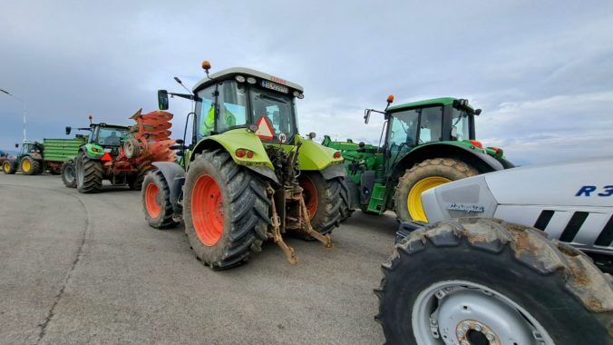 PROTEST: Traktorový protest farmárov v Poprade