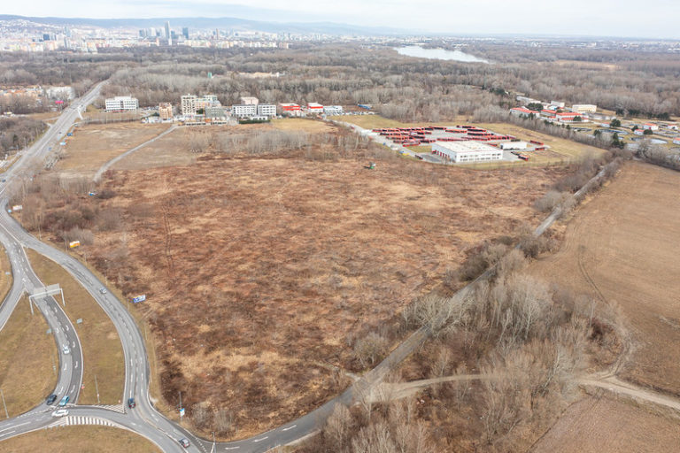 Areál kampusu zdravia a športu v Petržalke