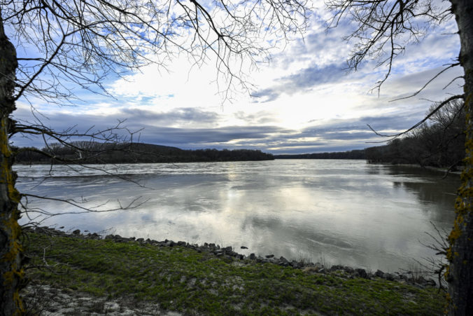 BRATISLAVA: Okolie rieky Dunaj