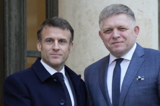 Stretnutie prezidentov a premiérov v Paríži