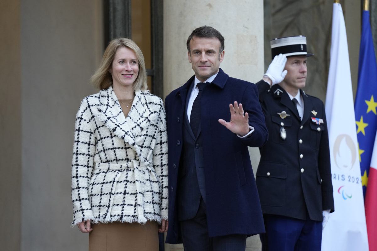 Kaja Kallasová, Emmanuel Macron