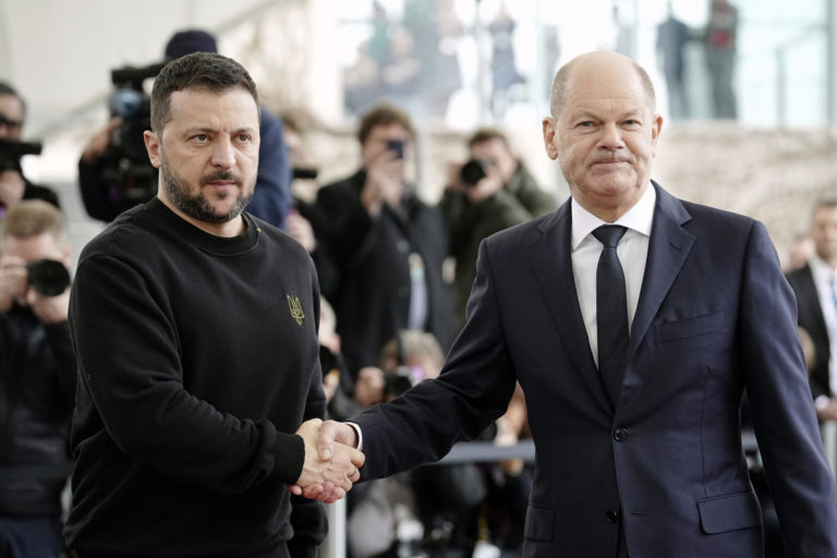 Zelenskyj, Scholz