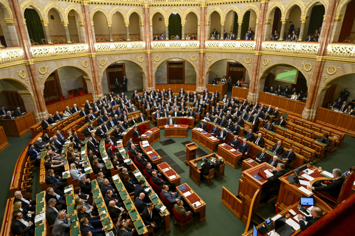 Maďarsko, Švédsko, NATO