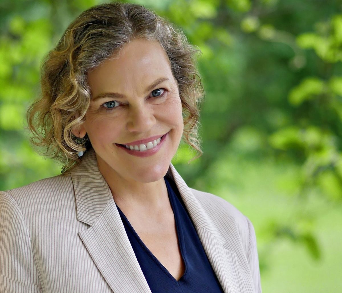 Laura markham.jpg