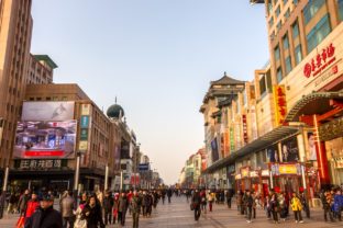 Stabilný rast cien nových domov v Číne signalizuje oživenie trhu