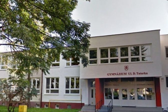 2 skola budova.jpeg