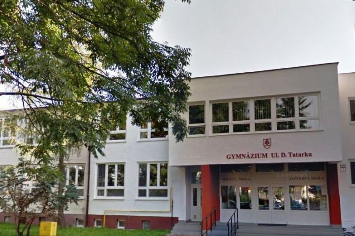2 skola budova.jpeg