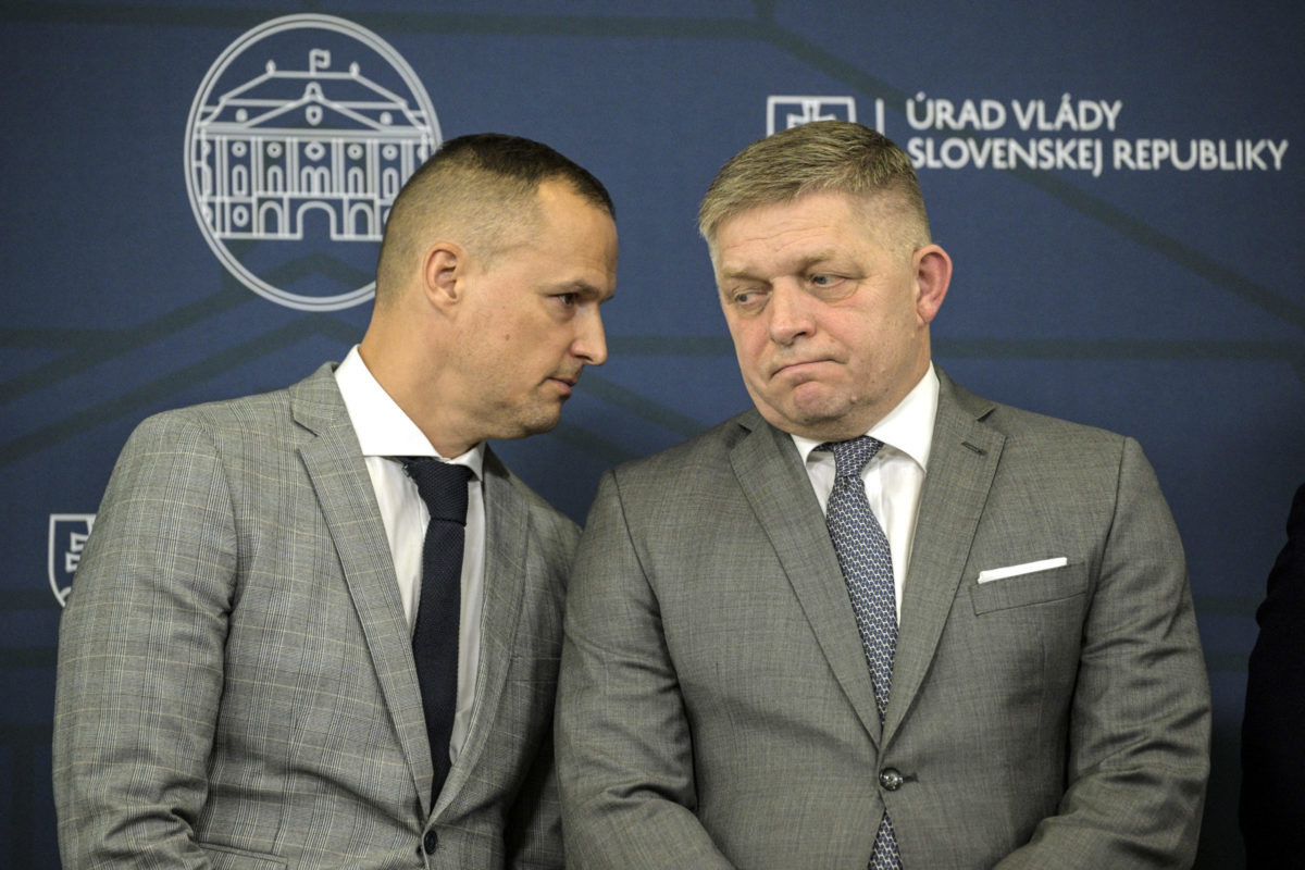 PREMIÉR: Otázky Ústavnému súdu SR