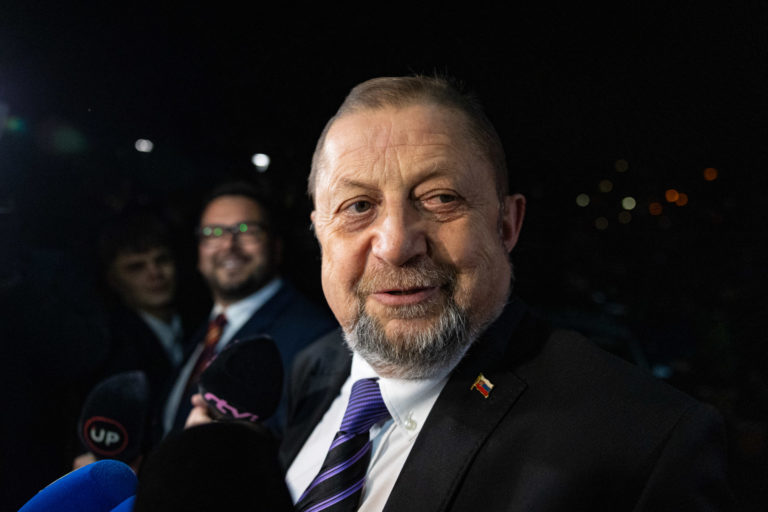 VOĽBY: Volebná noc Štefana Harabina