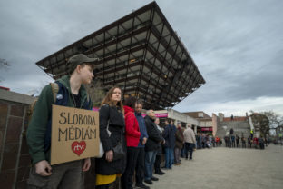 PROTEST: Čo? Ruky preč od RTVS!