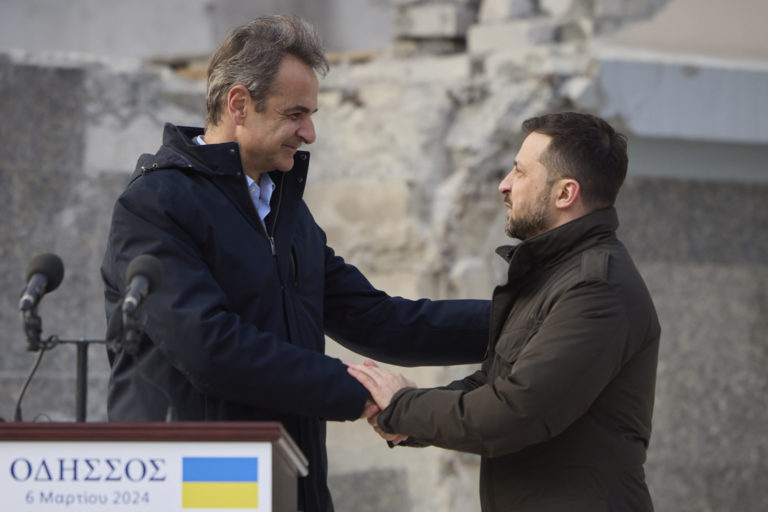 Kyriakos Mitsotakis, Volodymyr Zelenskyj