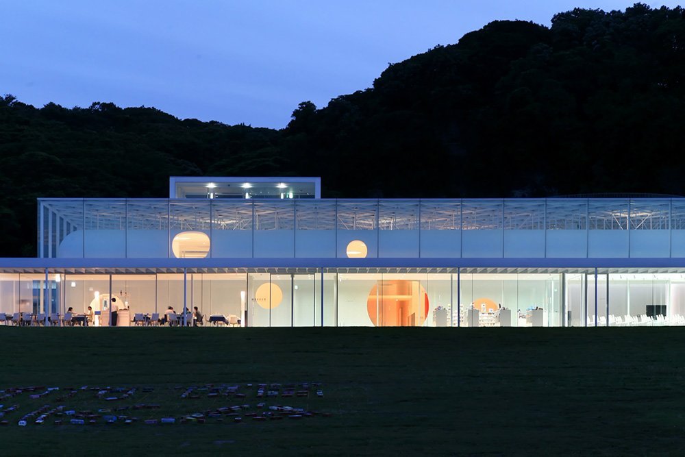 Yokosuka museum of art