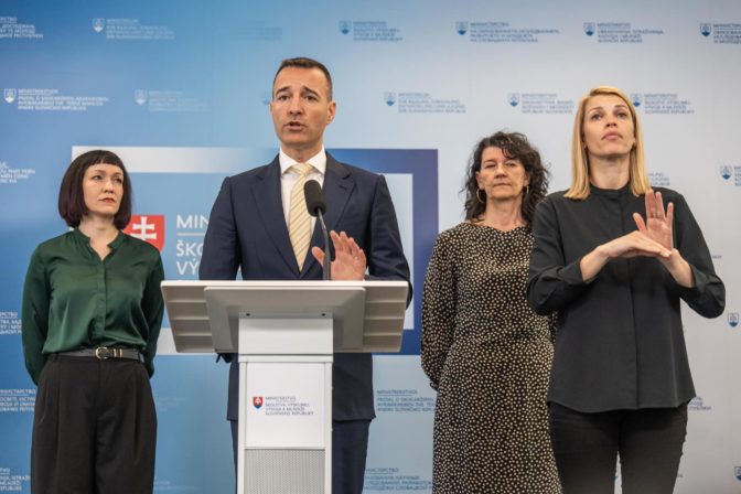 TB ministra školstva Tomáša Druckera