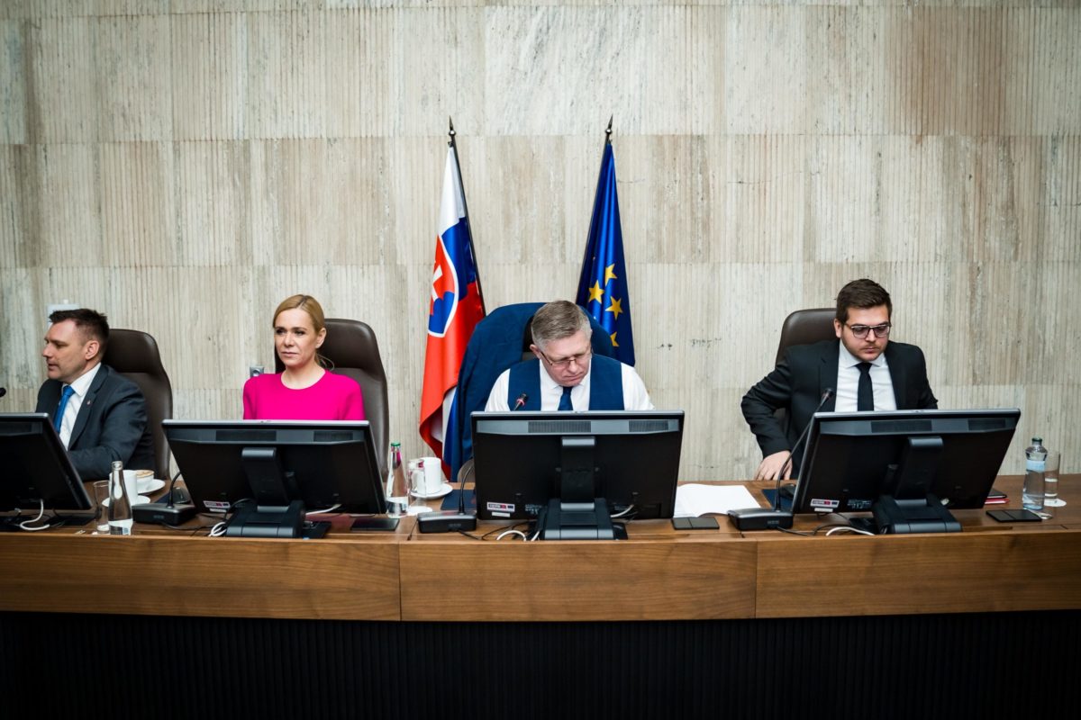 VLÁDA: Rokovanie 26. schôdze