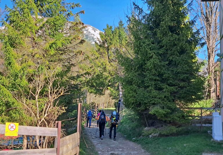 VYSOKÉ TATRY: Pamätná tabuľa na Alžbetu II.