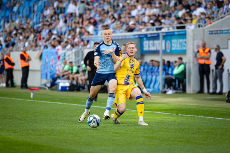 FUTBAL FL: Bratislava - Dunajská Streda