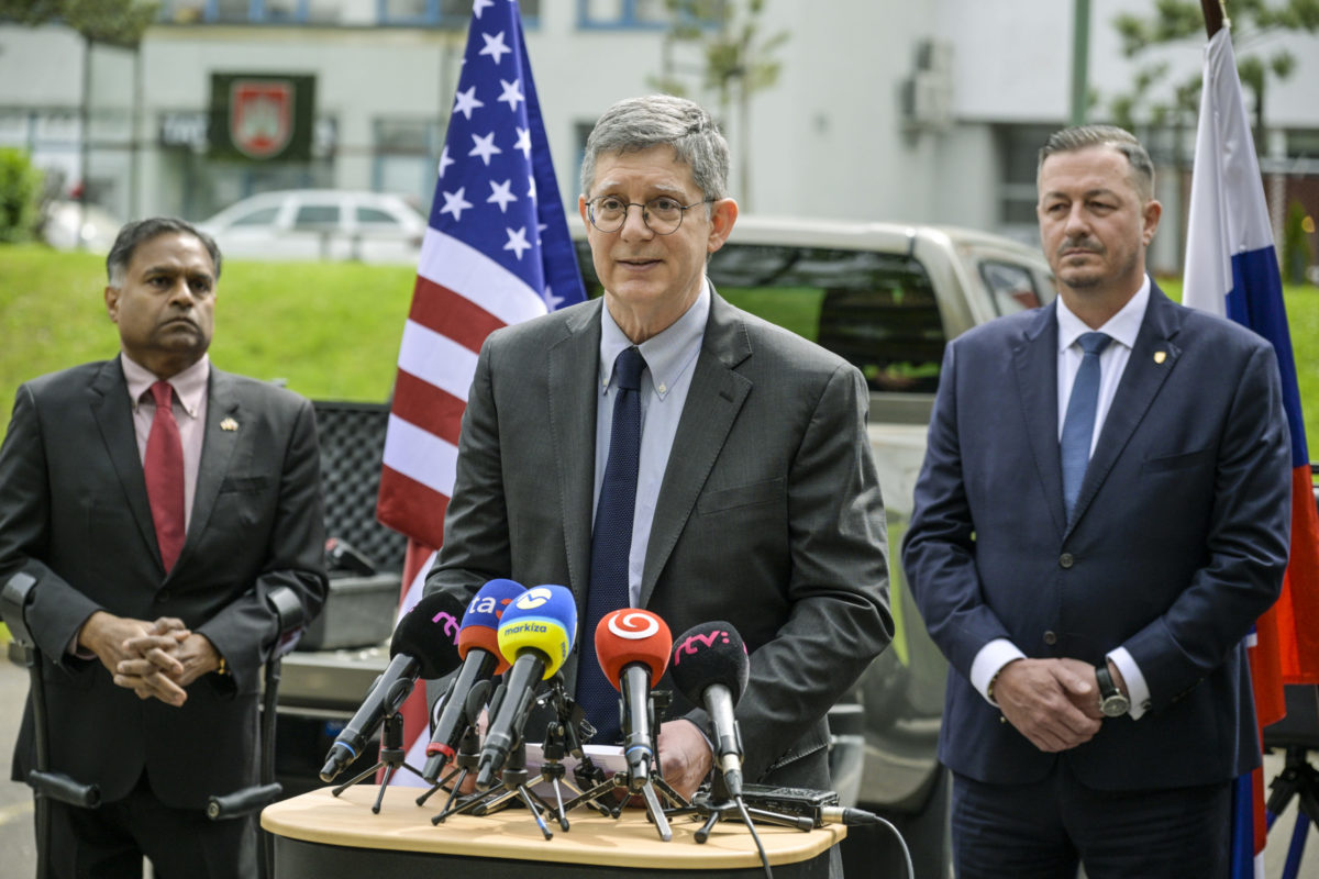 FS SR: Prevzala techniku odhaľovaciu kontraband