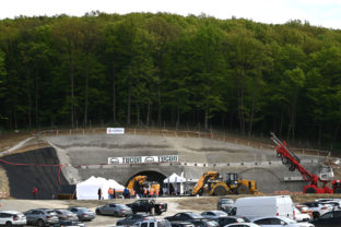 DOPRAVA: Slávnostné začatie razenia tunela Okruhliak