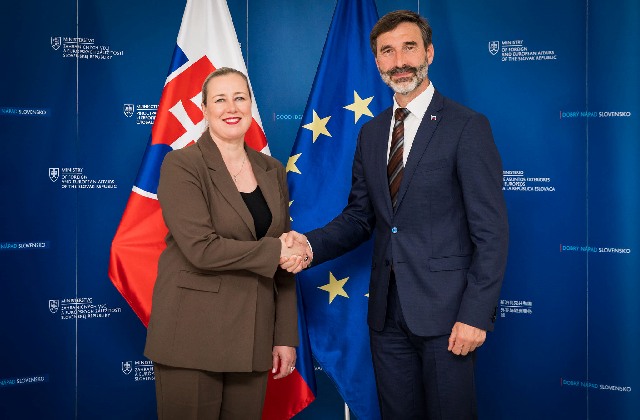 Blanár sa stretol s eurokomisárkou Urpilainenovou, rokovali o iniciatíve pre zamedzenie nelegálnej migrácie (foto)