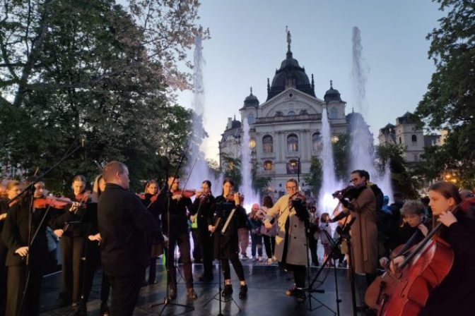 Orchester Musica Iuvenalis pod vedením dirigena Igora Dohoviča