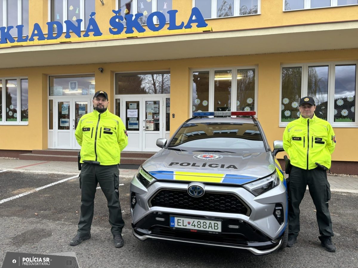 Polícia
