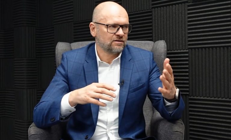 Richard Sulík počas rozhovoru pre agentúru SITA