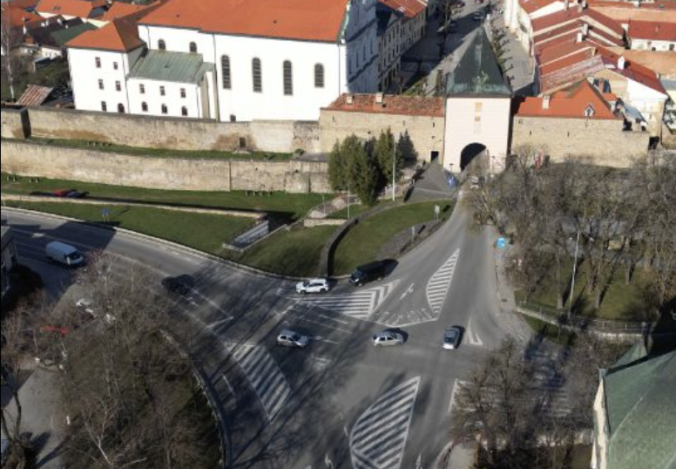 Križovatka v centre Levoče, pri Košickej bráne