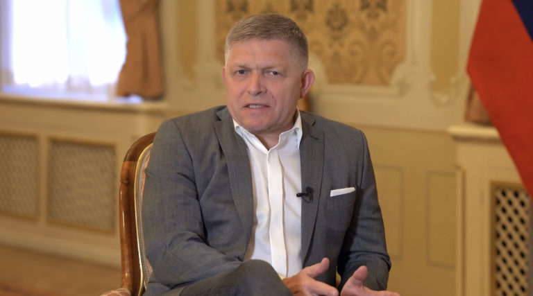 Premiér Robert Fico