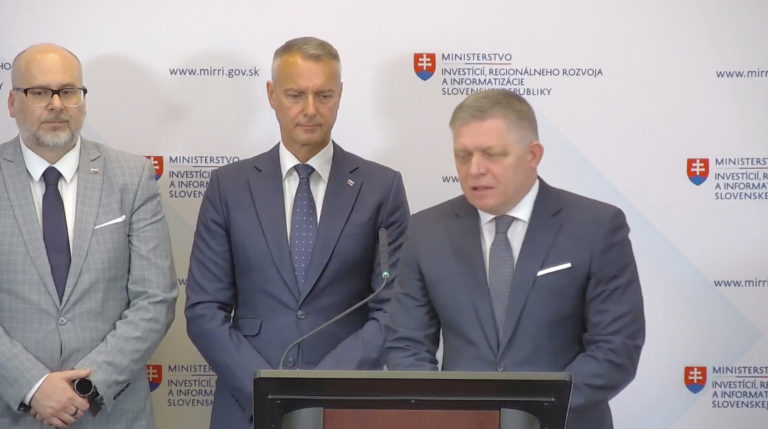 Fico, Raši
